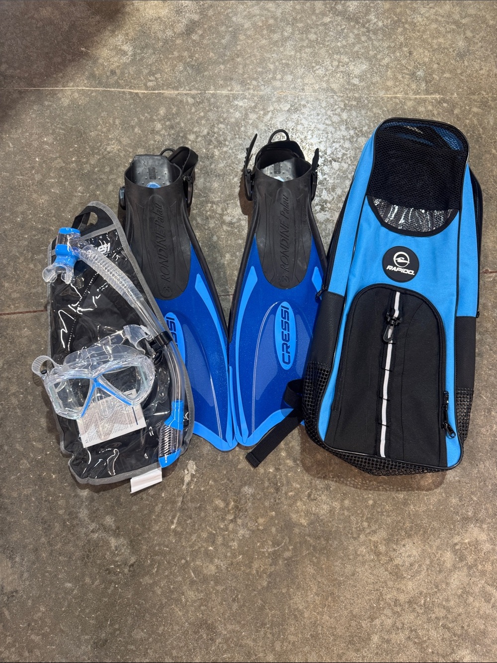 Cressi Rondine Palau Snorkel Set with Phantom Aquatics Rapido Backpack